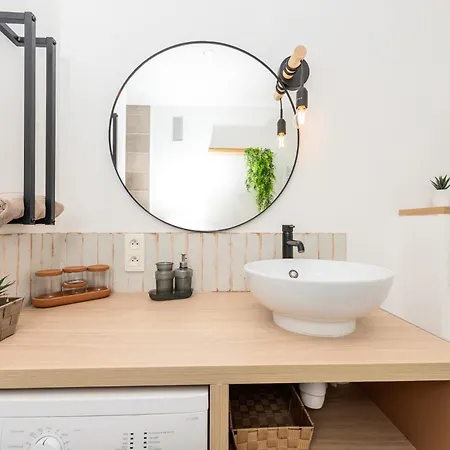 Castel Ii - Agreable Deux Pieces - Centre * マントン