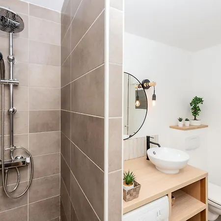 アパート Castel Ii - Agreable Deux Pieces - Centre *