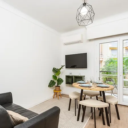 Castel Ii - Agreable Deux Pieces - Centre *