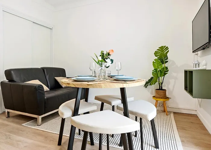 Castel Ii - Agreable Deux Pieces - Centre Διαμέρισμα Μεντόν