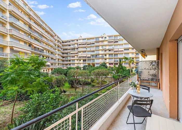 Castel Ii - Agreable Deux Pieces - Centre Menton