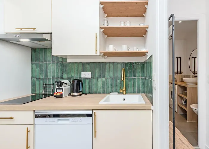 Castel Ii - Agreable Deux Pieces - Centre Appartement *