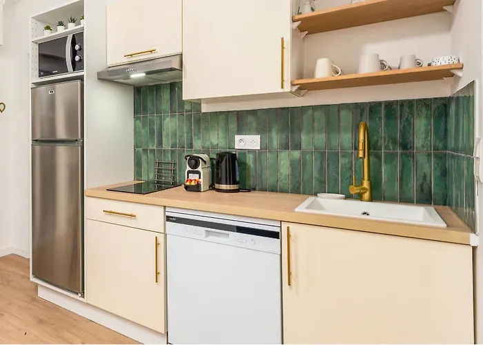 Castel Ii - Agreable Deux Pieces - Centre Διαμέρισμα *