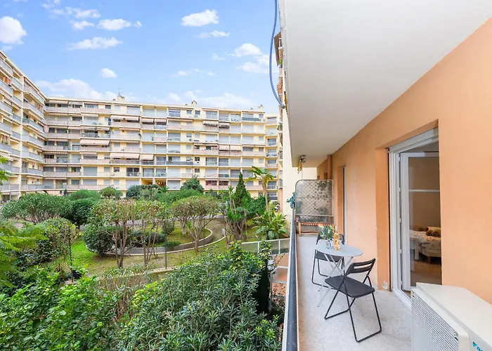 Castel Ii - Agreable Deux Pieces - Centre Μεντόν